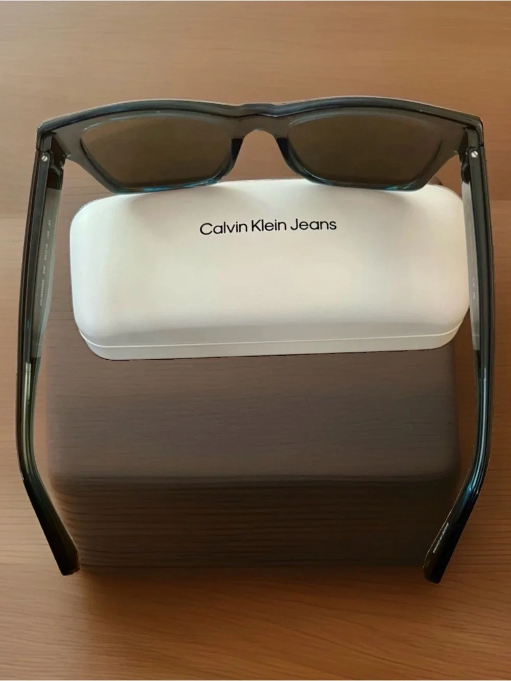 NEW Calvin Klein Jeans CKJ24609S Taupe Square Sunglasses 53mm – New with Case